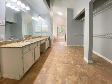 15603 Lago Villa Drive Tomball TX 77377