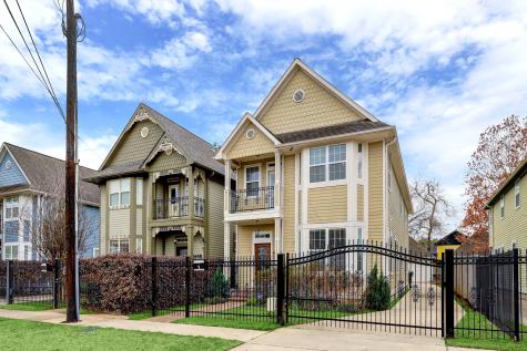 848 W 25th Street C Houston TX 77008
