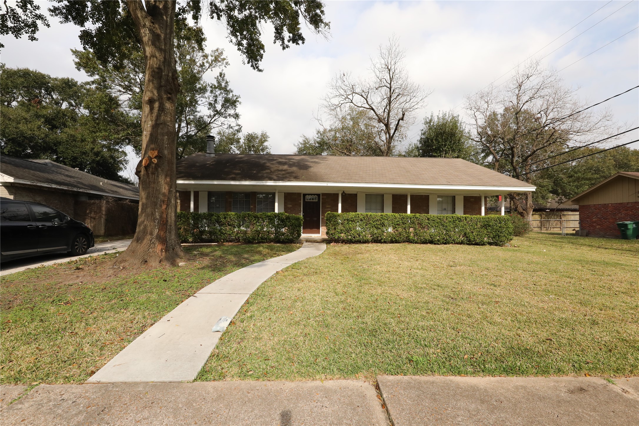 5422 Kinglet Street Houston TX 77096