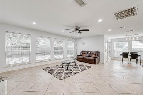 14802 Dorray Lane Houston TX 77082