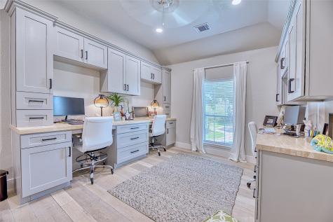19510 Chestnut Place Houston TX 77094