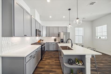 5723 White Magnolia Street Houston TX 77091