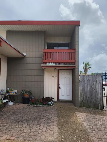 1619 Biovu Drive Galveston TX 77551