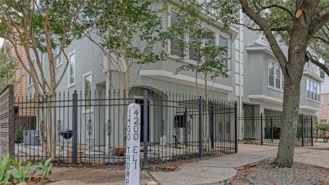 4220 Eli Street Houston TX 77007
