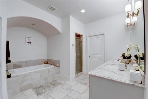 5708 Dolores Street A Houston TX 77057