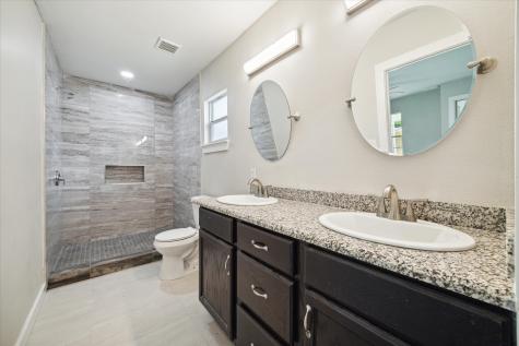 4910 Holloway Drive Houston TX 77048