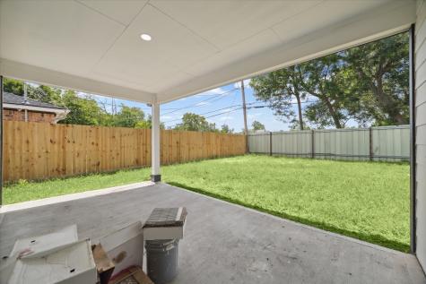 4910 Holloway Drive Houston TX 77048