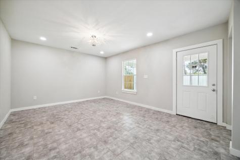 4910 Holloway Drive Houston TX 77048
