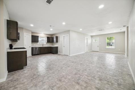 4910 Holloway Drive Houston TX 77048