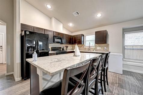 6911 Glenmoor Drive Rosharon TX 77583