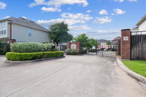 1758 Aden Mist Drive Houston TX 77003