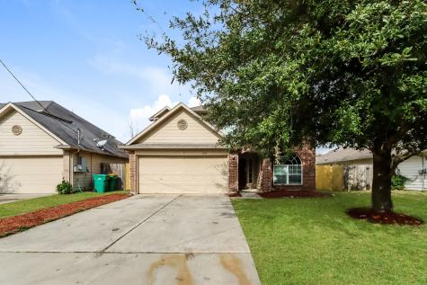 2305 Shady Pine Drive Conroe TX 77301