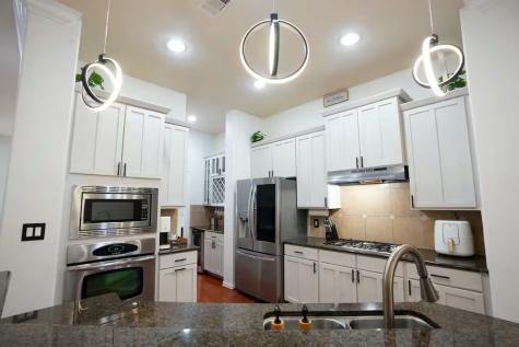 5625 Dolores Place Lane B Houston TX 77057