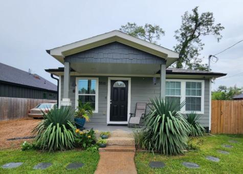 5516 Chapman Street Houston TX 77009