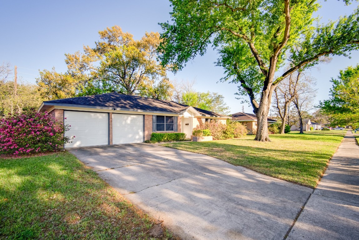 12331 Atwell Drive Houston TX 77035