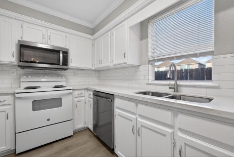 1221 Cedar Post Lane 3b Houston TX 77055