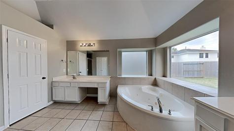 11106 Bandit Trail Drive Houston TX 77095