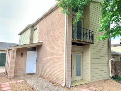 4732 N Cashel Circle Houston TX 77069