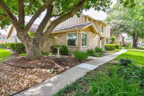 11636 Village Place Drive 321 Houston TX 77077