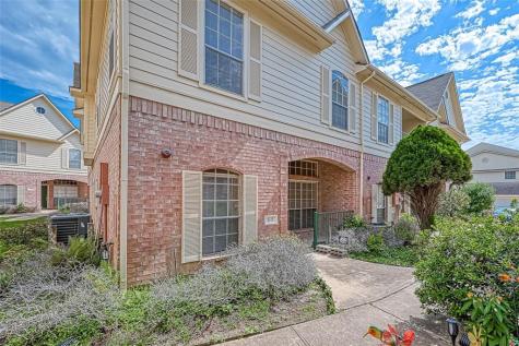 2710 Grants Lake Boulevard G5 Sugar Land TX 77479