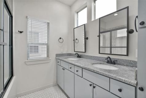 5319 Avenue J Houston TX 77011