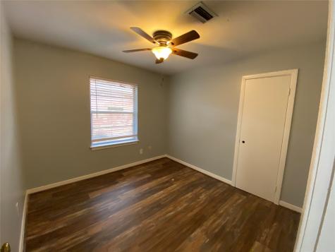 5110 W 43rd Street Houston TX 77092