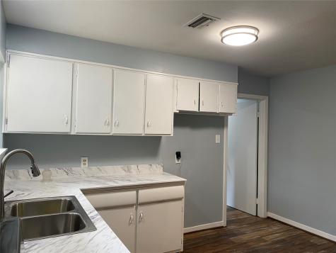 5110 W 43rd Street Houston TX 77092