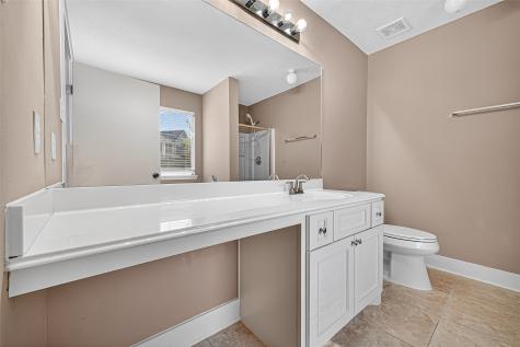 15859 E Park Court Houston TX 77082