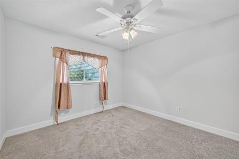 15859 E Park Court Houston TX 77082