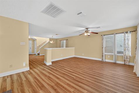 15859 E Park Court Houston TX 77082