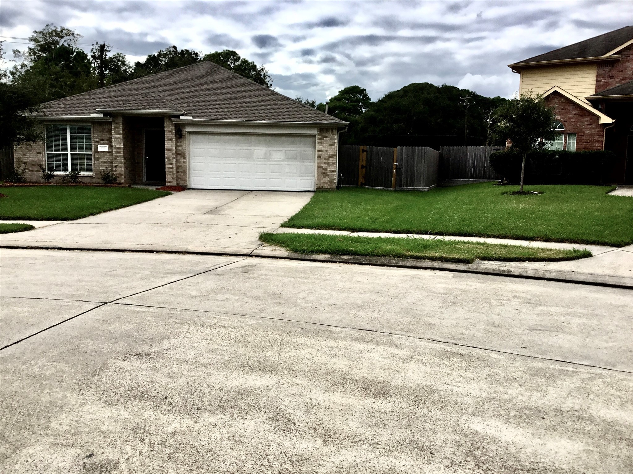 201 N Heritage Oaks Drive Texas City TX 77591