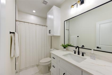 3406 Garapan Street B Houston TX 77091