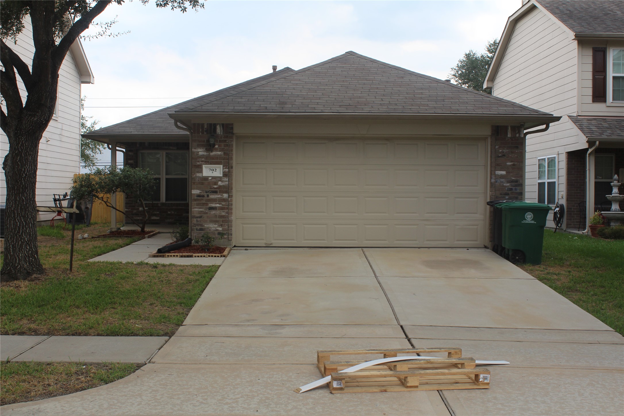702 Heatherton Hill Lane Houston TX 77047