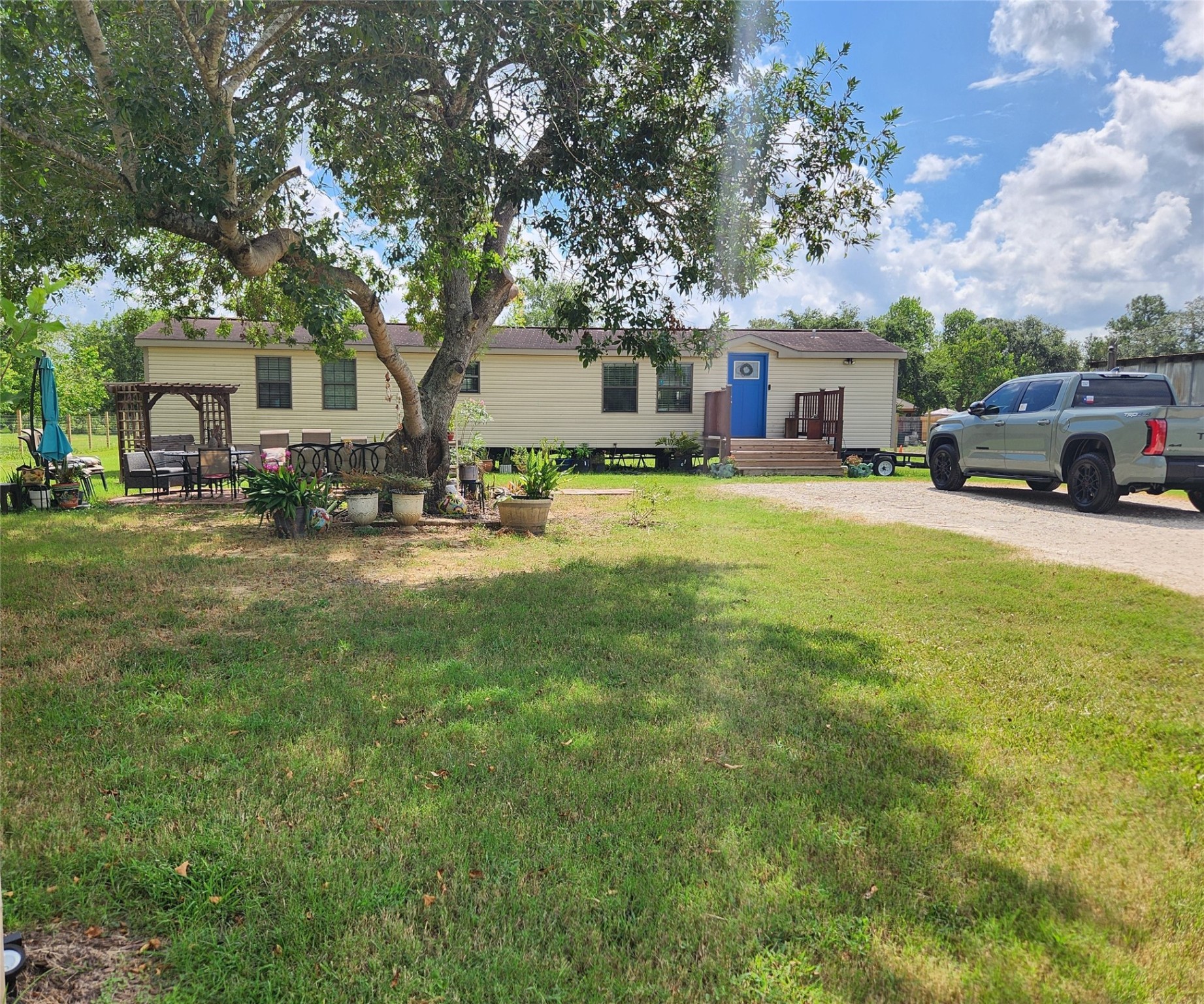 342 County Road 291 Alvin TX 77511