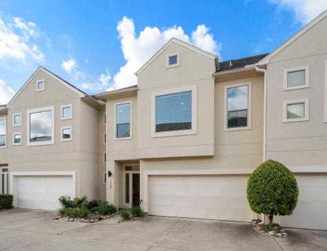 3809 Centerplaza Drive Houston TX 77007