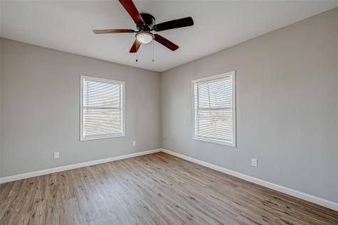 3027 2nd Avenue N Texas City TX 77590
