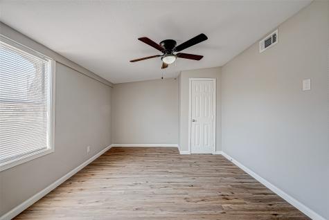 3027 2nd Avenue N Texas City TX 77590