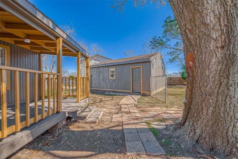 3027 2nd Avenue N Texas City TX 77590