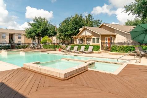 515 S Bender Avenue 2215 Humble TX 77338