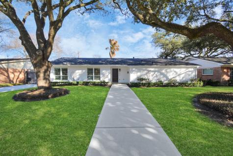 2619 Stoney Brook Drive Houston TX 77063