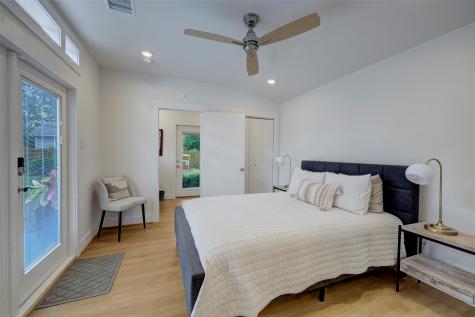 706 W 32nd Street Houston TX 77018