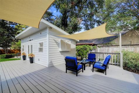706 W 32nd Street Houston TX 77018