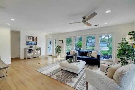 706 W 32nd Street Houston TX 77018