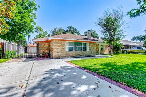 5818 Hornwood Drive Houston TX 77081