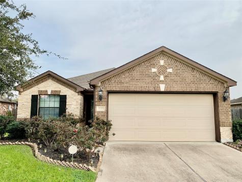 3203 Southern Green Drive Pearland TX 77584