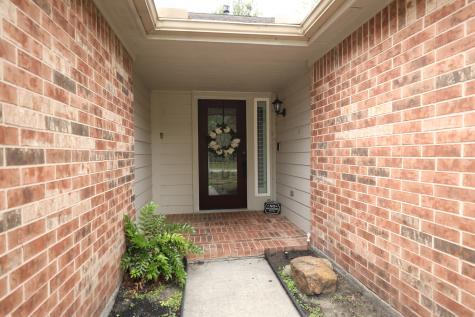 1715 Red Oak Terrace Kingwood TX 77339