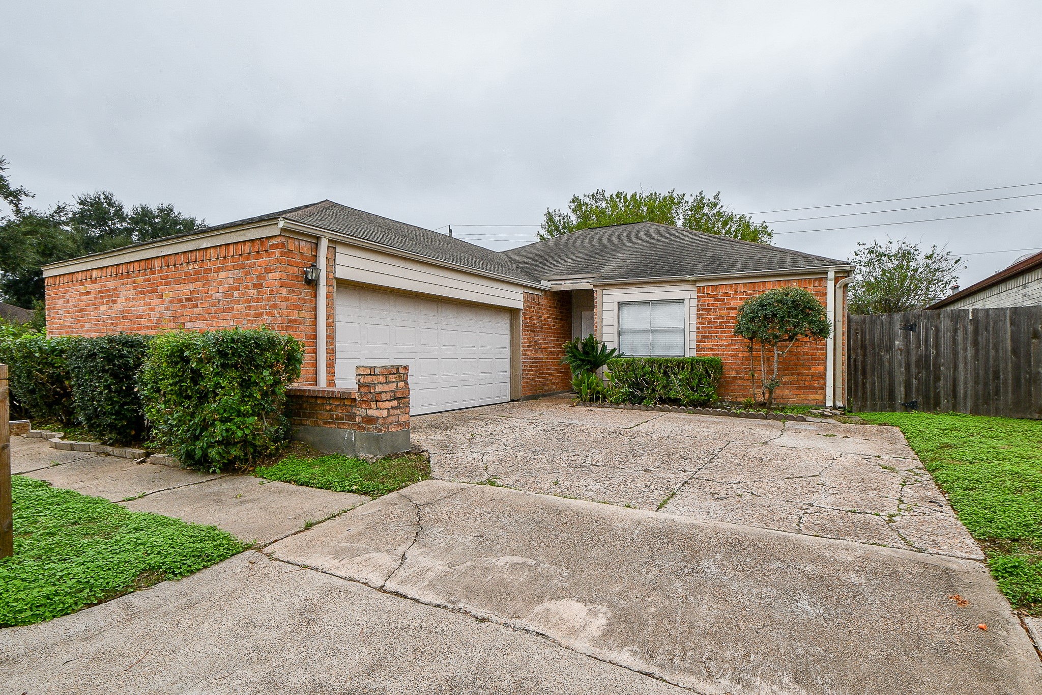 11411 Pepperdine Lane Houston TX 77071