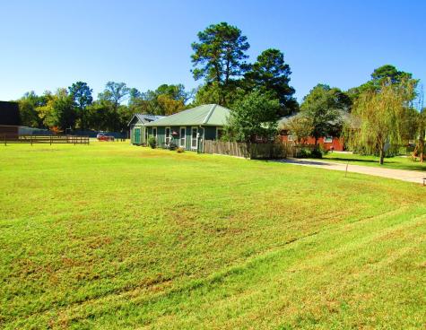 31 Hunters Creek Drive Huntsville TX 77340