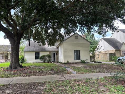 8006 Fresno Drive Houston TX 77083