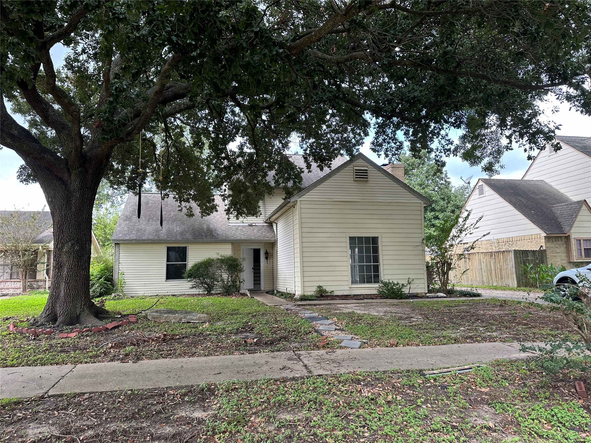 8006 Fresno Drive Houston TX 77083